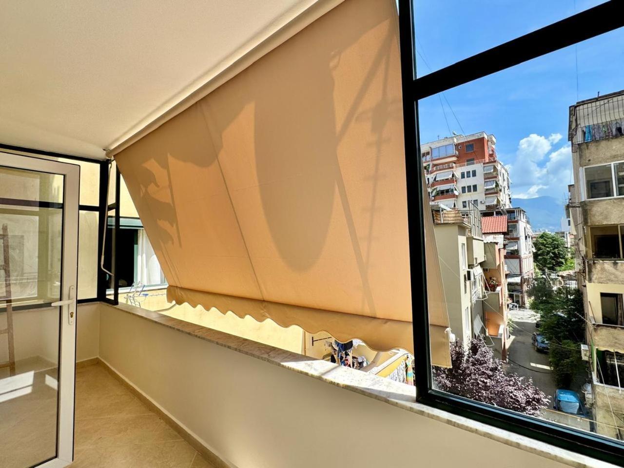 E&R Apartments At Myslym Shyri Tiranë Eksteriør bilde