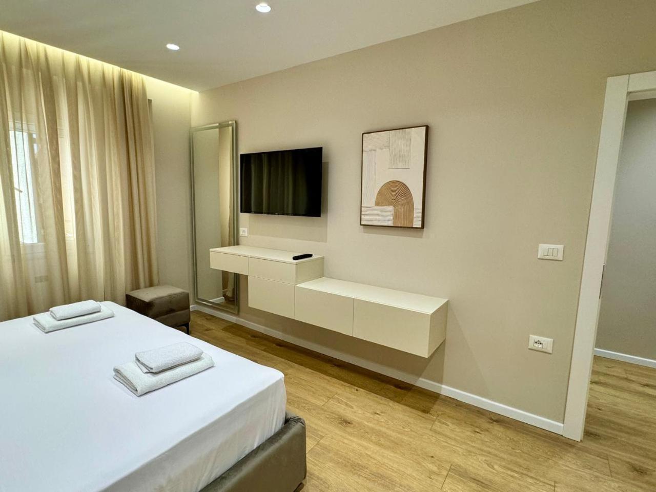 E&R Apartments At Myslym Shyri Tiranë Eksteriør bilde