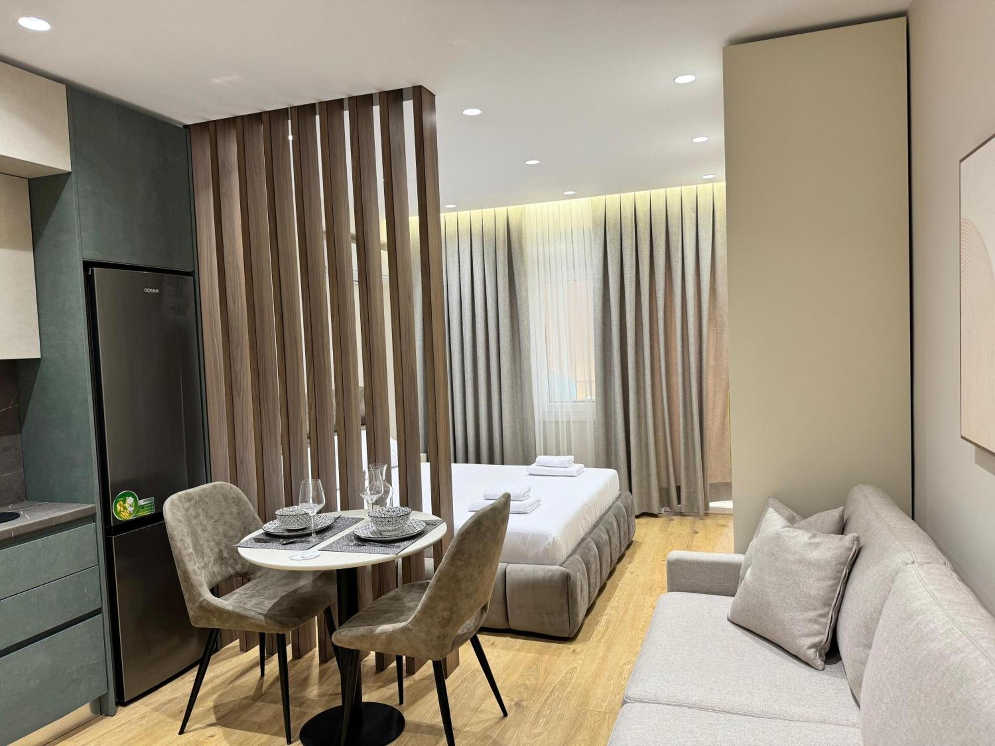 E&R Apartments At Myslym Shyri Tiranë Eksteriør bilde